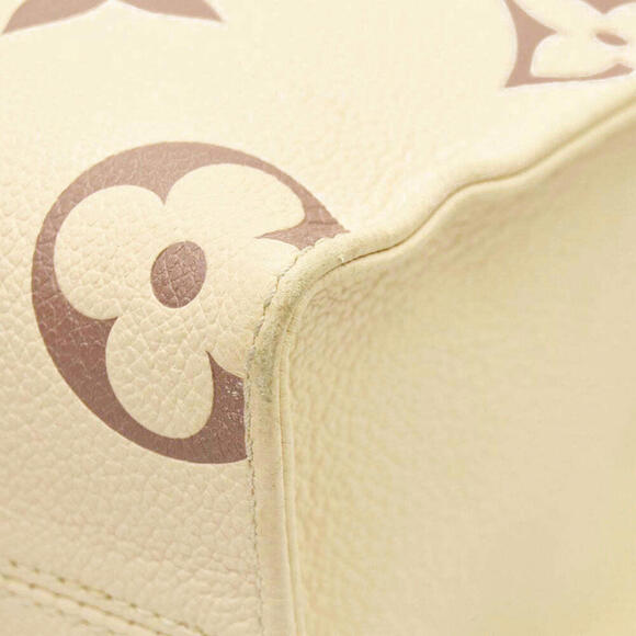 Louis Vuitton Empreinte Monogram Giant Onthego PM Creme - Picture 6 of 15
